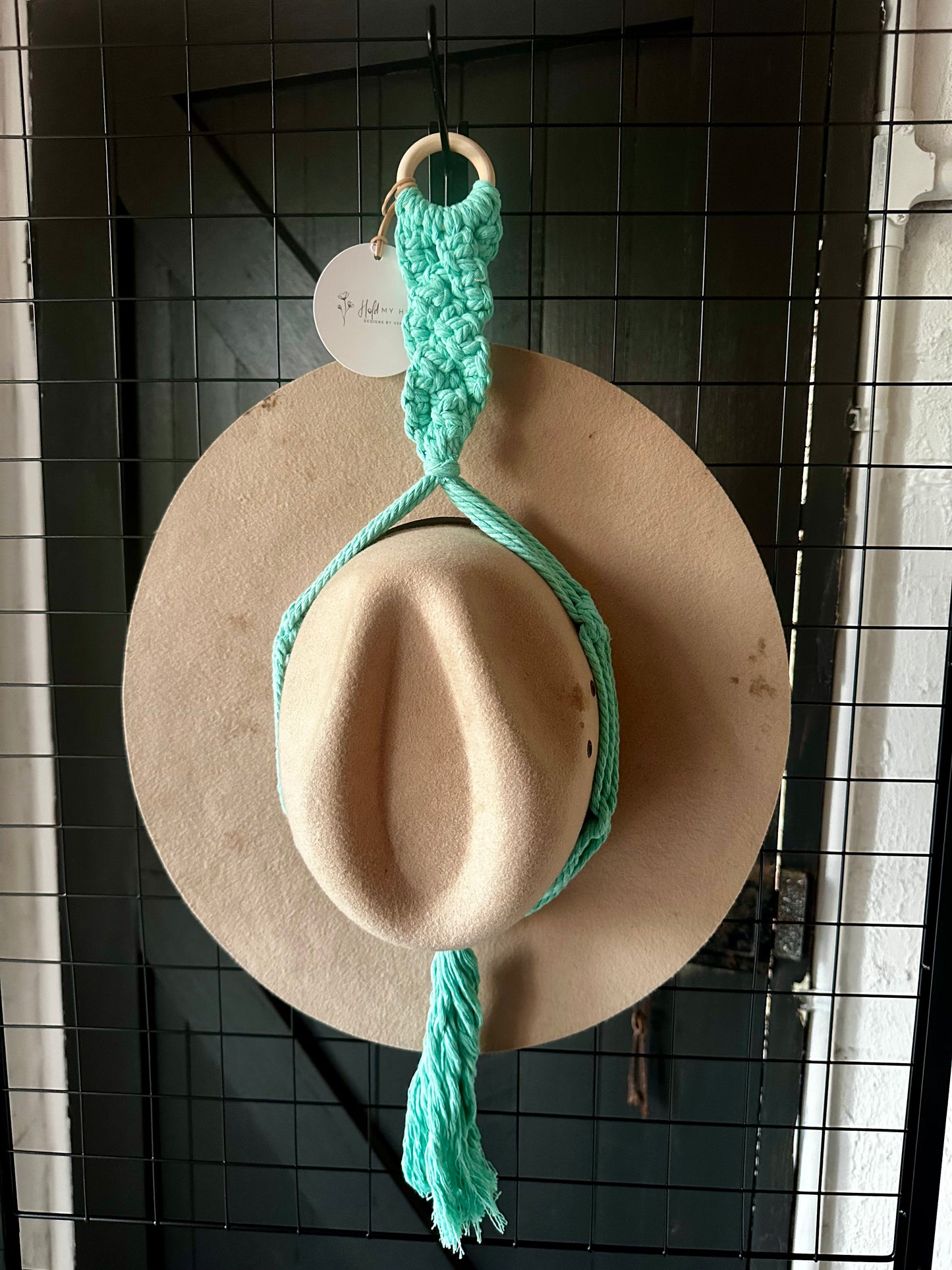 Single Hat Holder