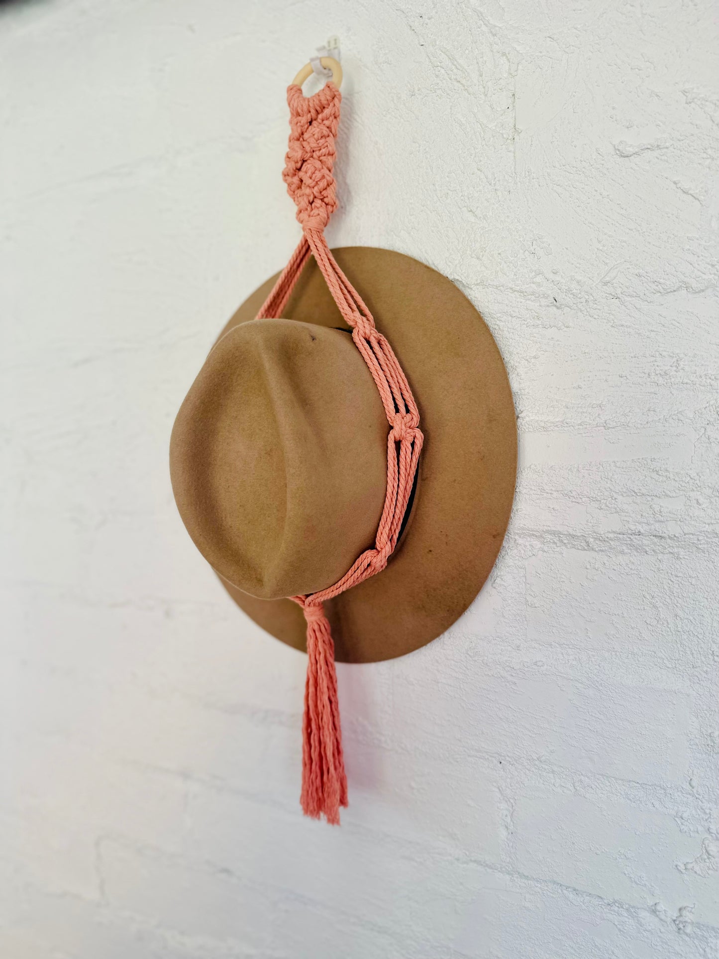 Single Hat Holder